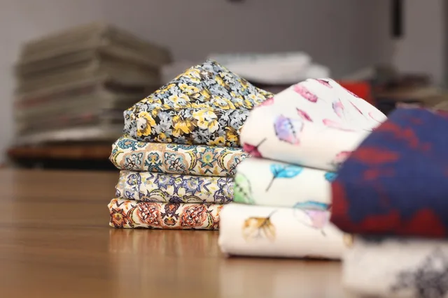 floral prints, prints, floral, print, design, fabric, textile, printed designs, fabrics, printed fabrics. Shopping feeds review methodology explained for catalogue teams